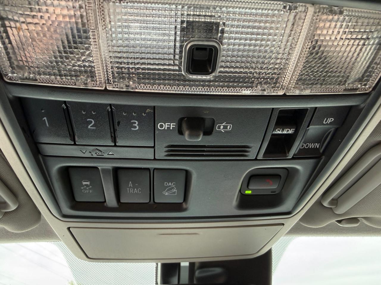 2021 Toyota 4Runner LIMITED, 7 SEATER, NAV, SUNROOF Photo