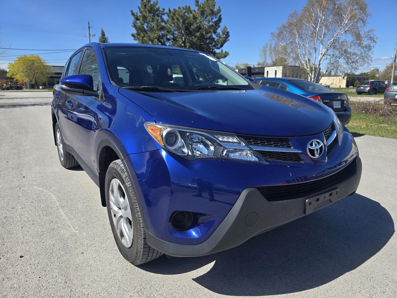 2014 Toyota RAV4 LE Photo
