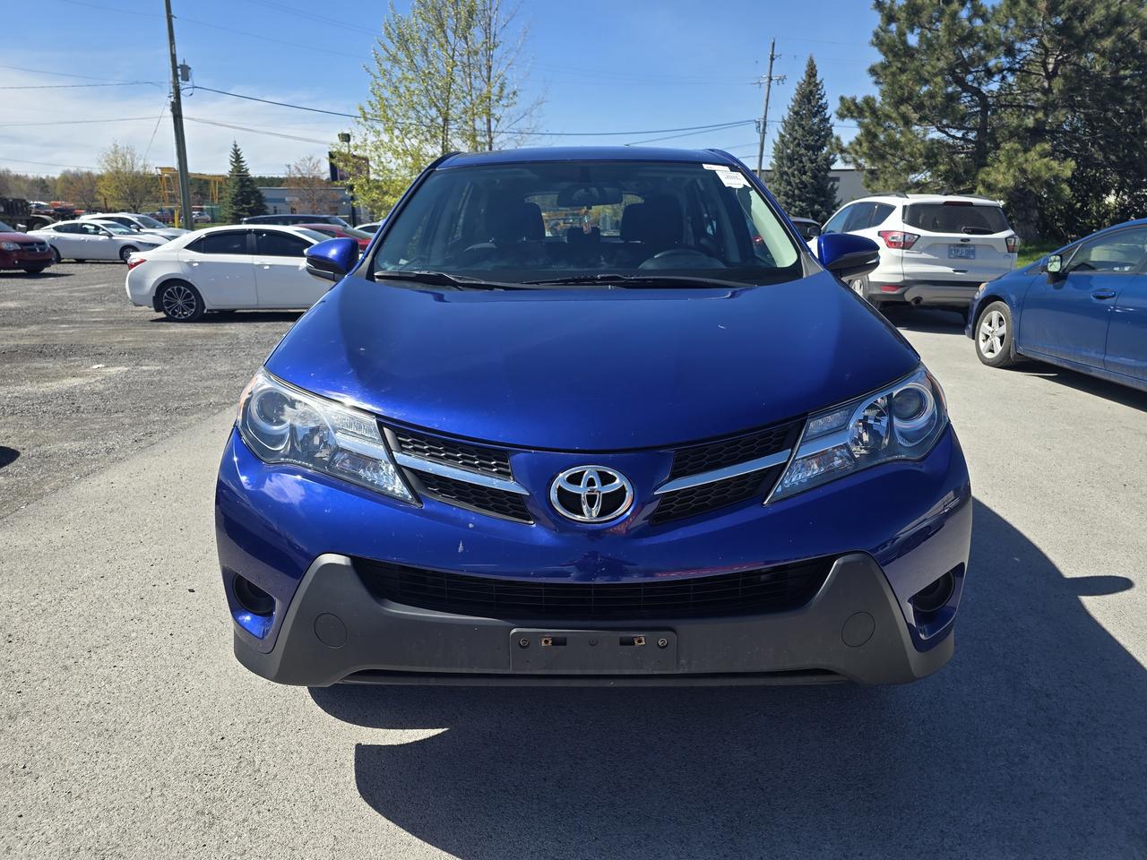 2014 Toyota RAV4 LE Photo