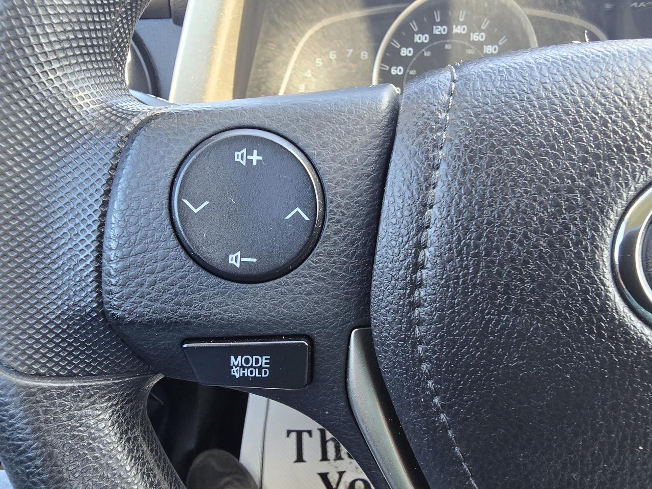 2014 Toyota RAV4 LE Photo