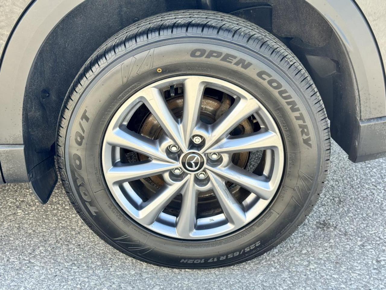 2023 Mazda CX-5 GS AWD/ EXTENDED WARRANTY/ 3.95% RATE/ MUST SEE Photo