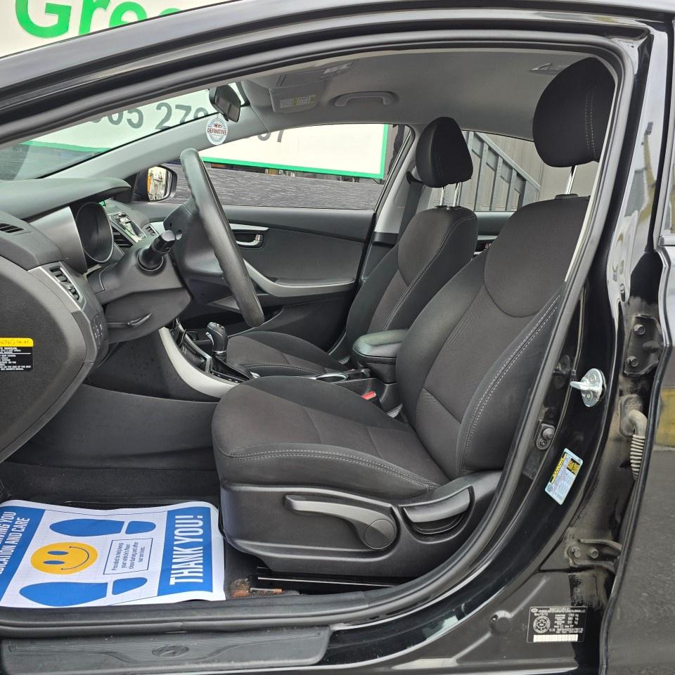 2016 Hyundai Elantra 4DR SDN AUTO GL Photo