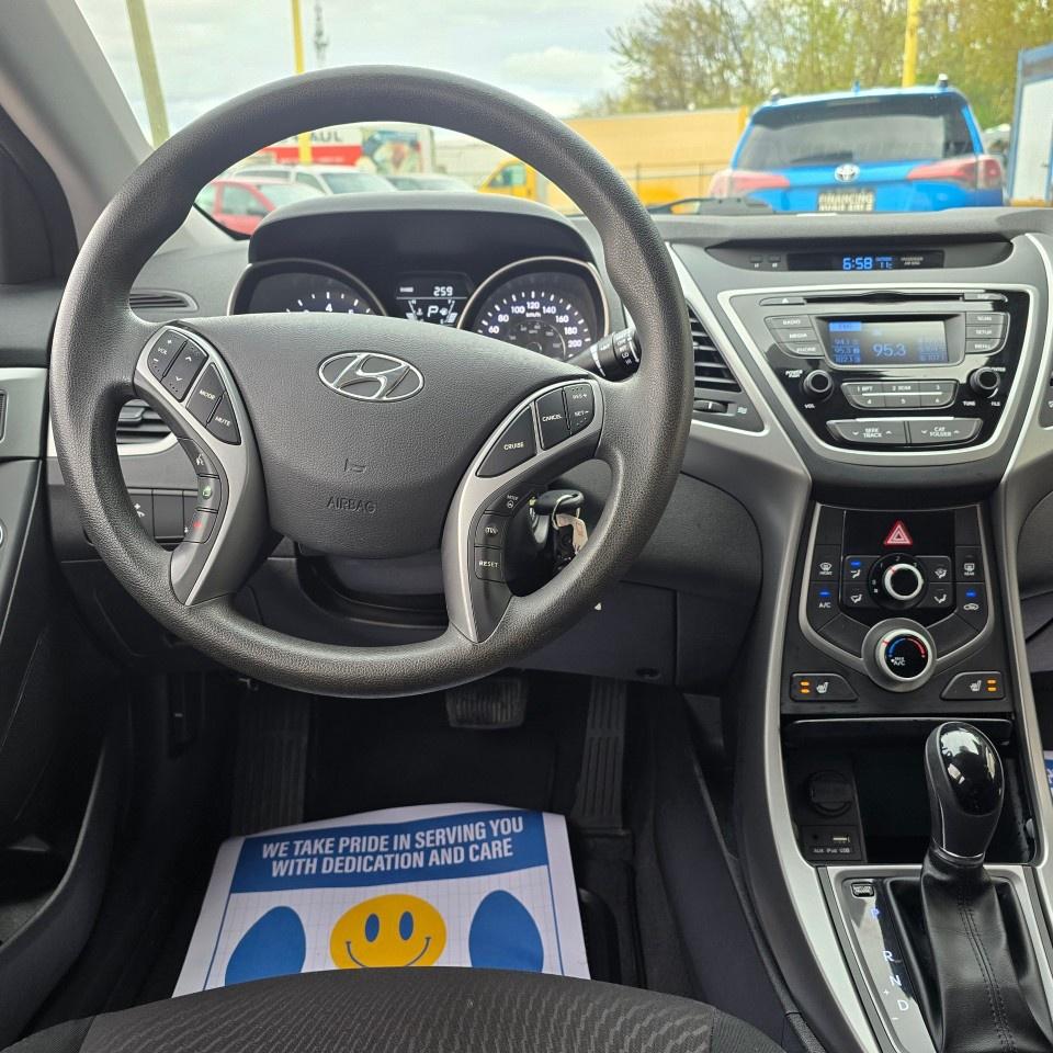 2016 Hyundai Elantra 4DR SDN AUTO GL Photo