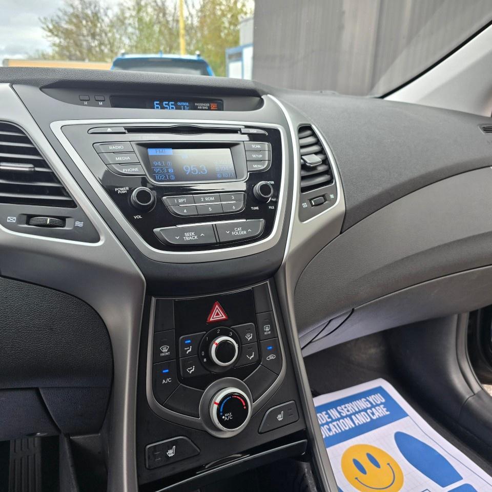 2016 Hyundai Elantra 4DR SDN AUTO GL Photo