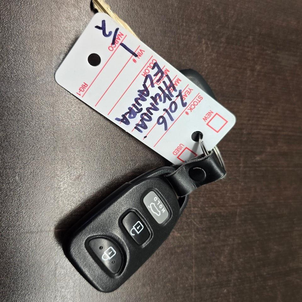 2016 Hyundai Elantra 4DR SDN AUTO GL Photo