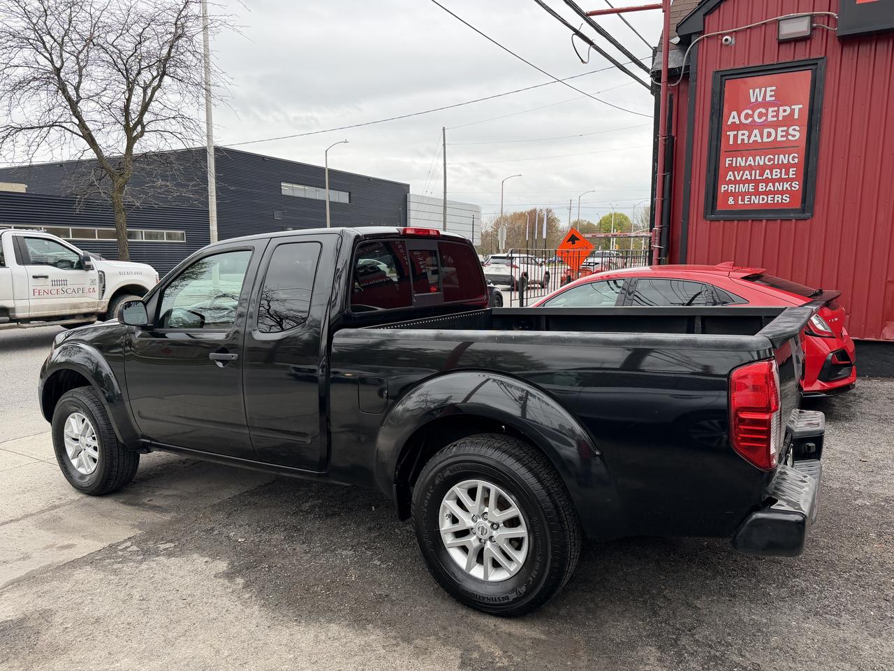 2017 Nissan Frontier  Photo