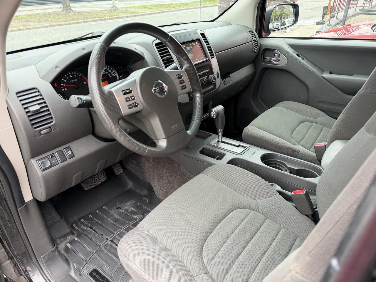 2017 Nissan Frontier  Photo