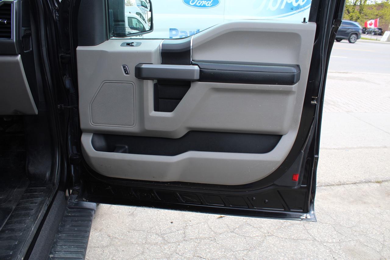 2020 Ford F-150 XLT SuperCab 4WD 8ft 5.0L Tow package Photo