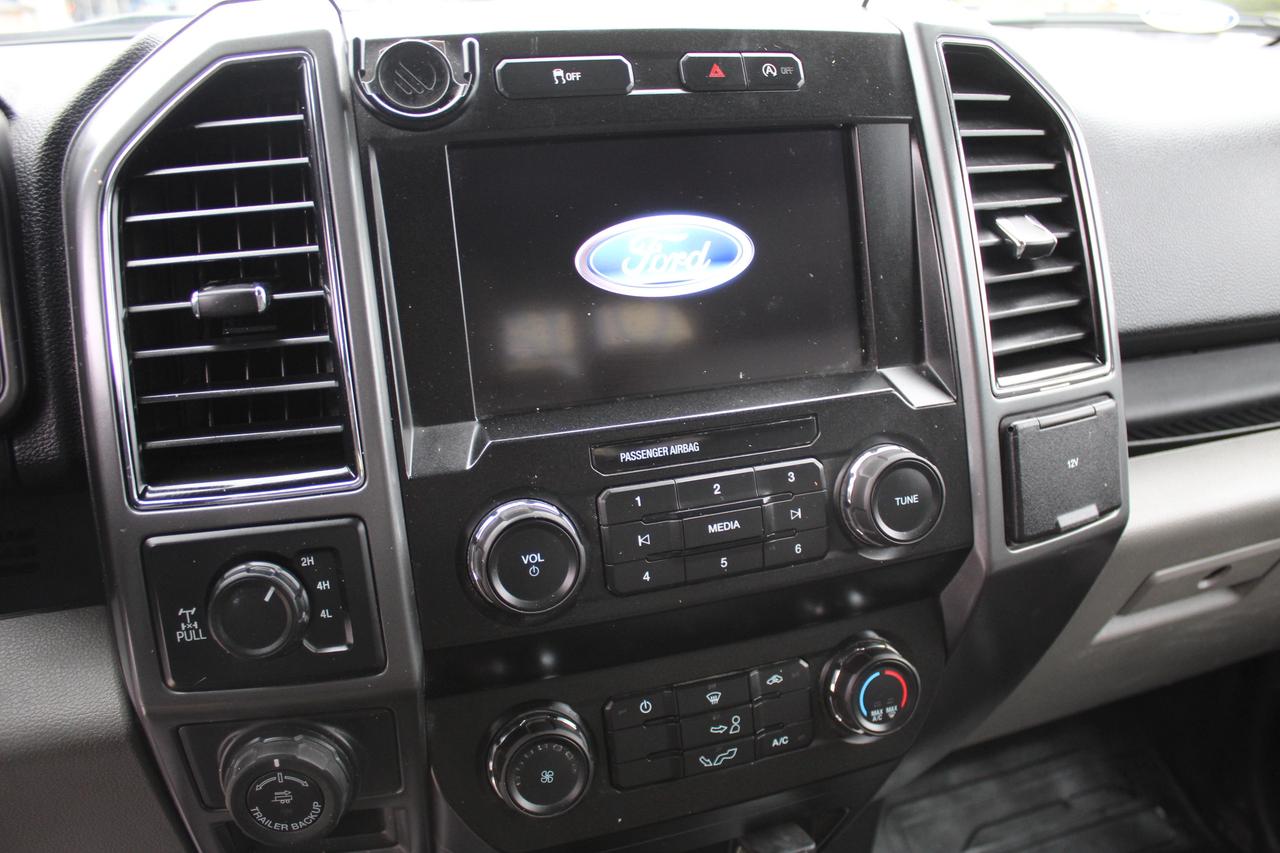 2020 Ford F-150 XLT SuperCab 4WD 8ft 5.0L Tow package Photo