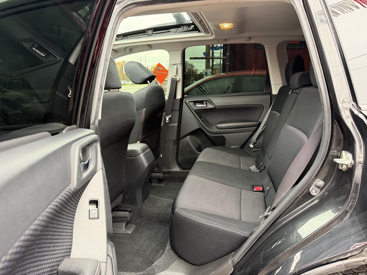2017 Subaru Forester Touring 6-speed Photo