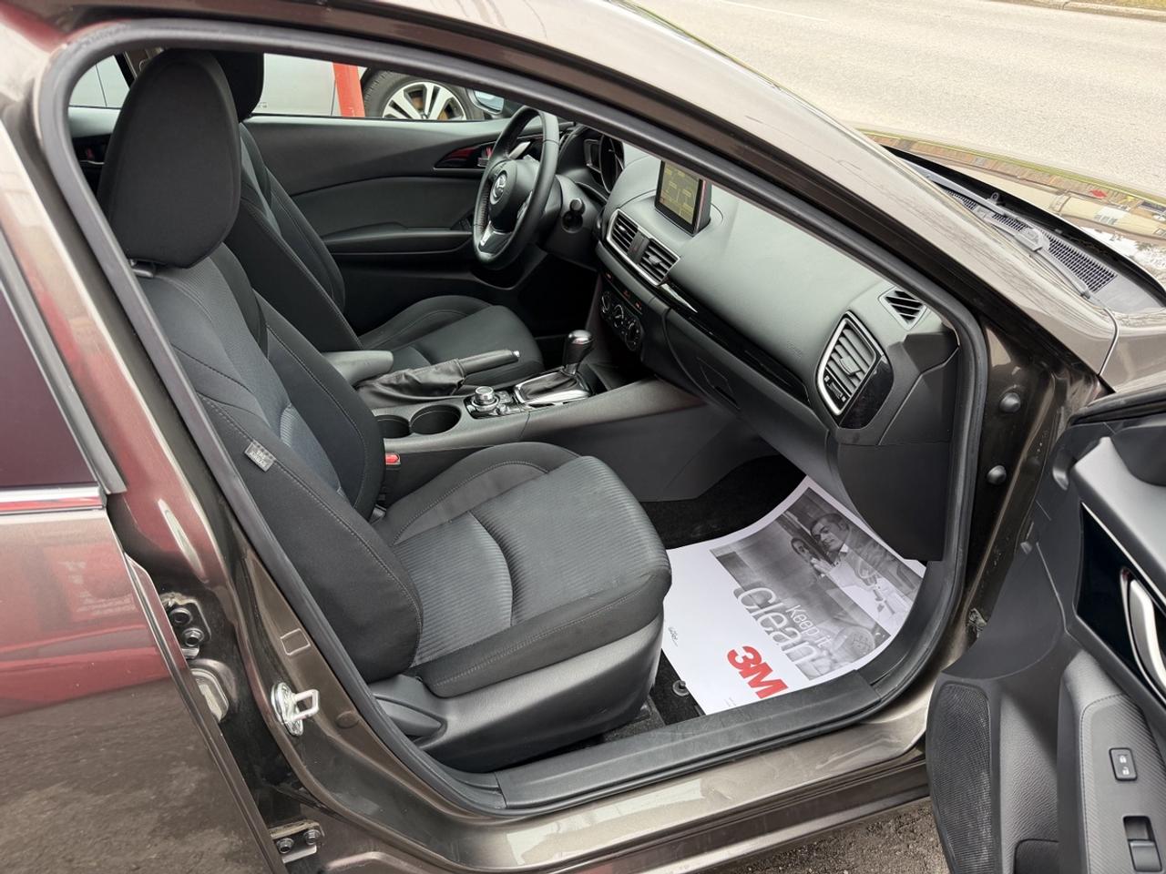2016 Mazda MAZDA3 i Touring Photo