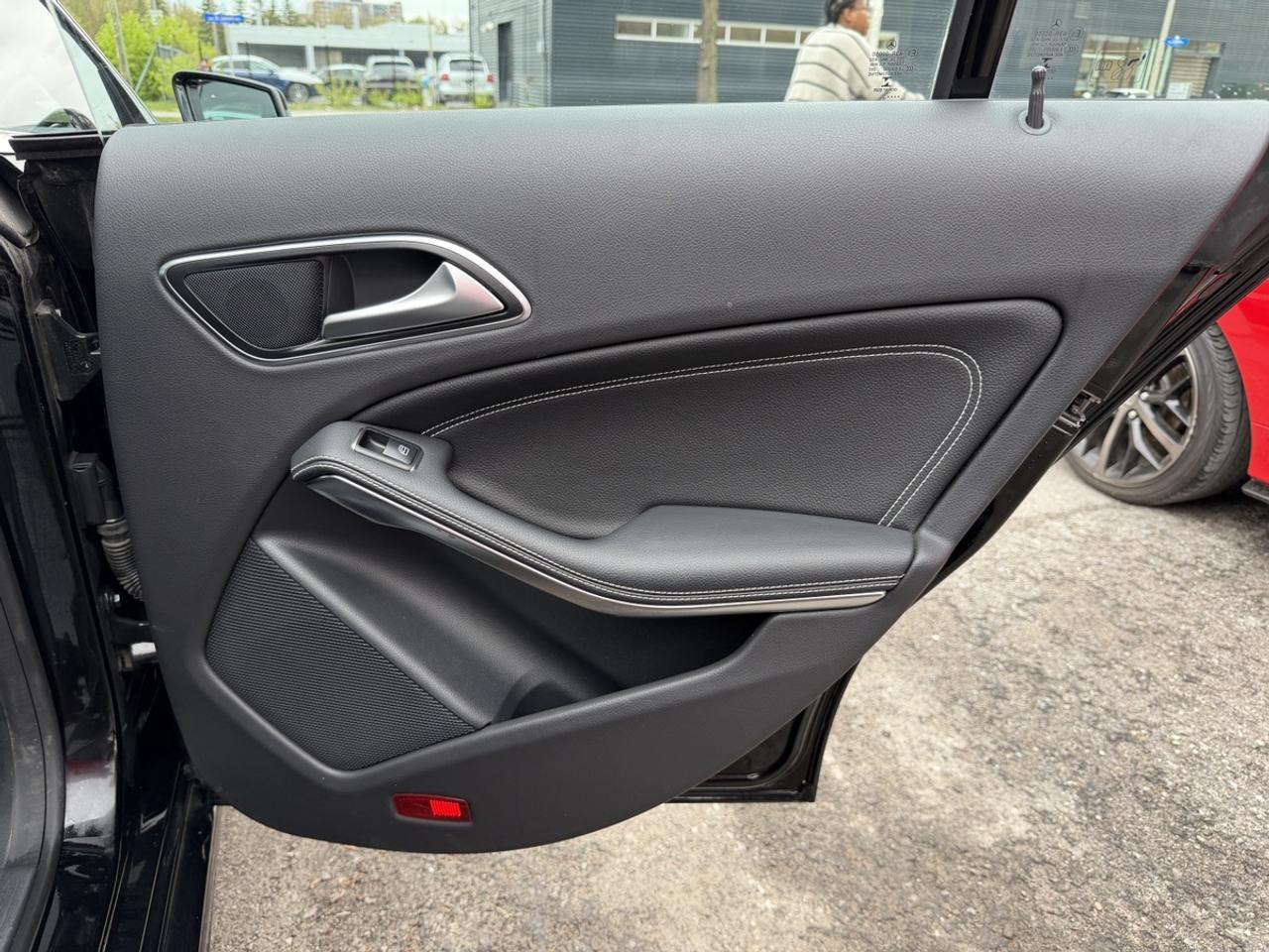 2015 Mercedes-Benz CLA-Class CLA250 4MATIC Photo