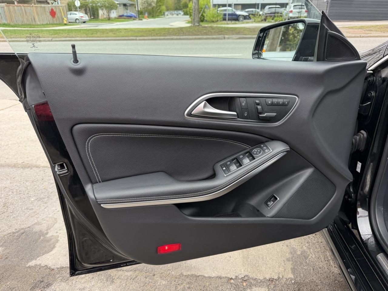 2015 Mercedes-Benz CLA-Class CLA250 4MATIC Photo