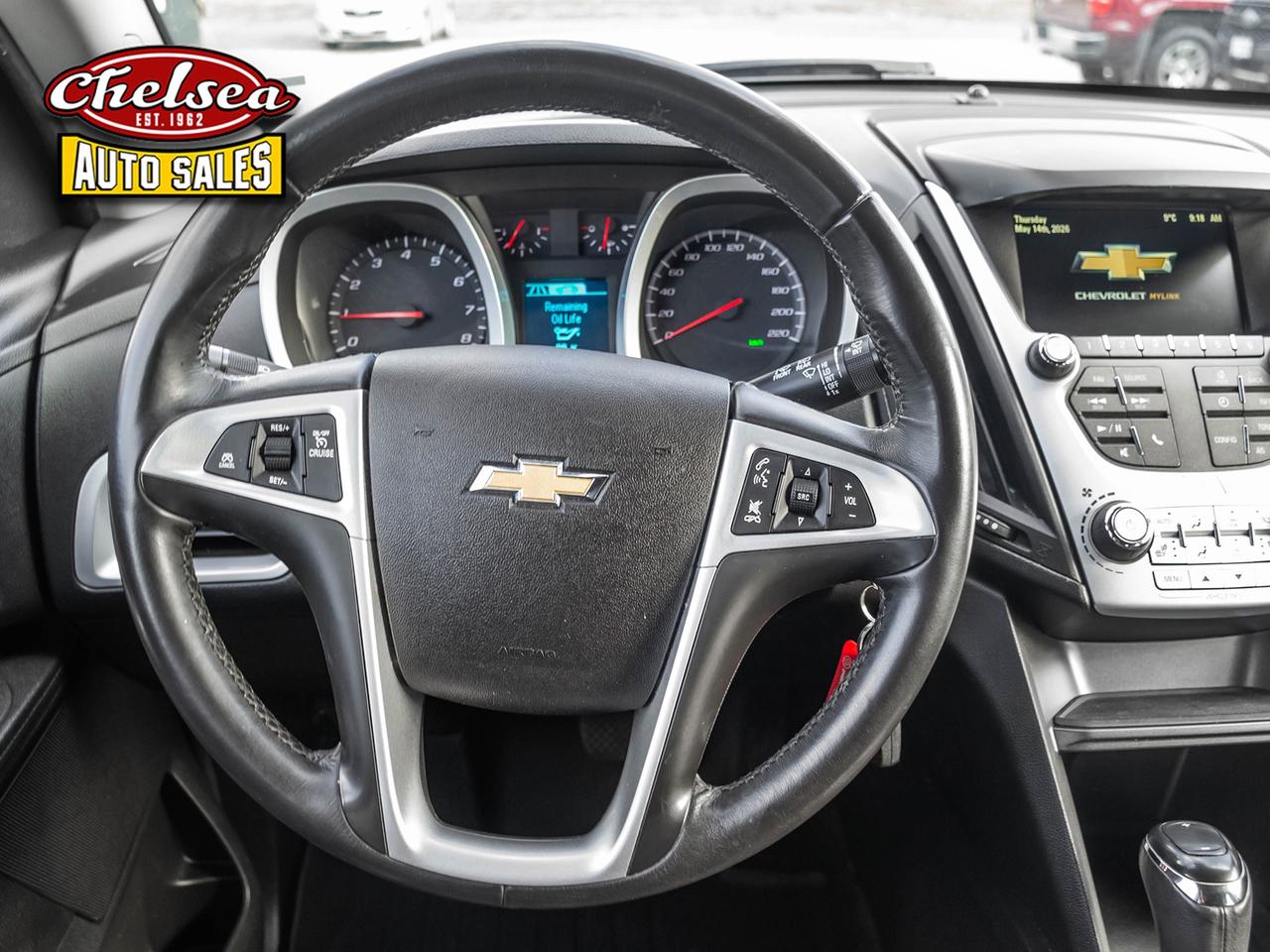 2017 Chevrolet Equinox LT 2WD Photo