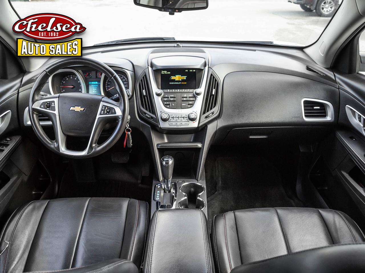 2017 Chevrolet Equinox LT 2WD Photo