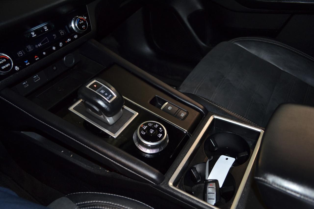 2022 Mitsubishi Outlander  Photo