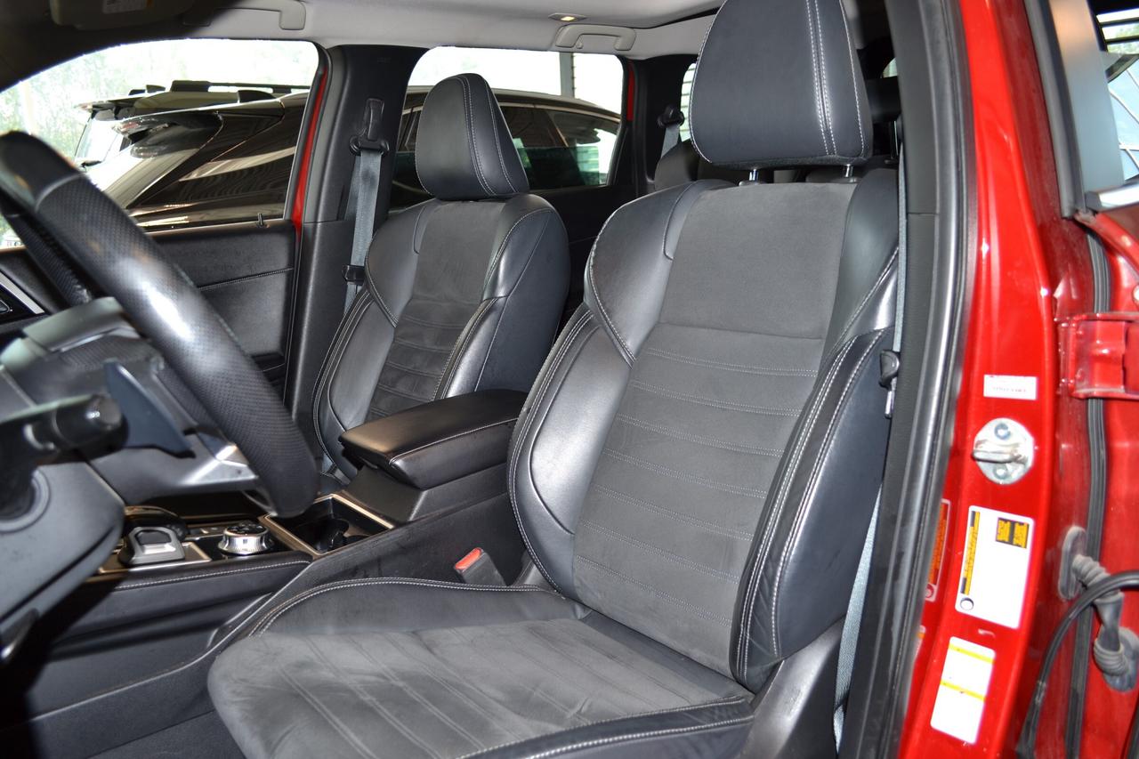 2022 Mitsubishi Outlander  Photo