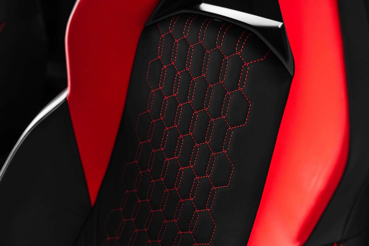 2024 Lamborghini Revuelto  Photo