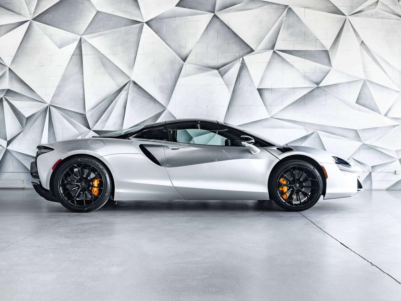 2025 McLaren Artura Spider Photo