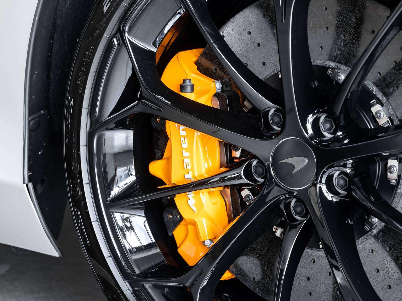 2025 McLaren Artura Spider Photo