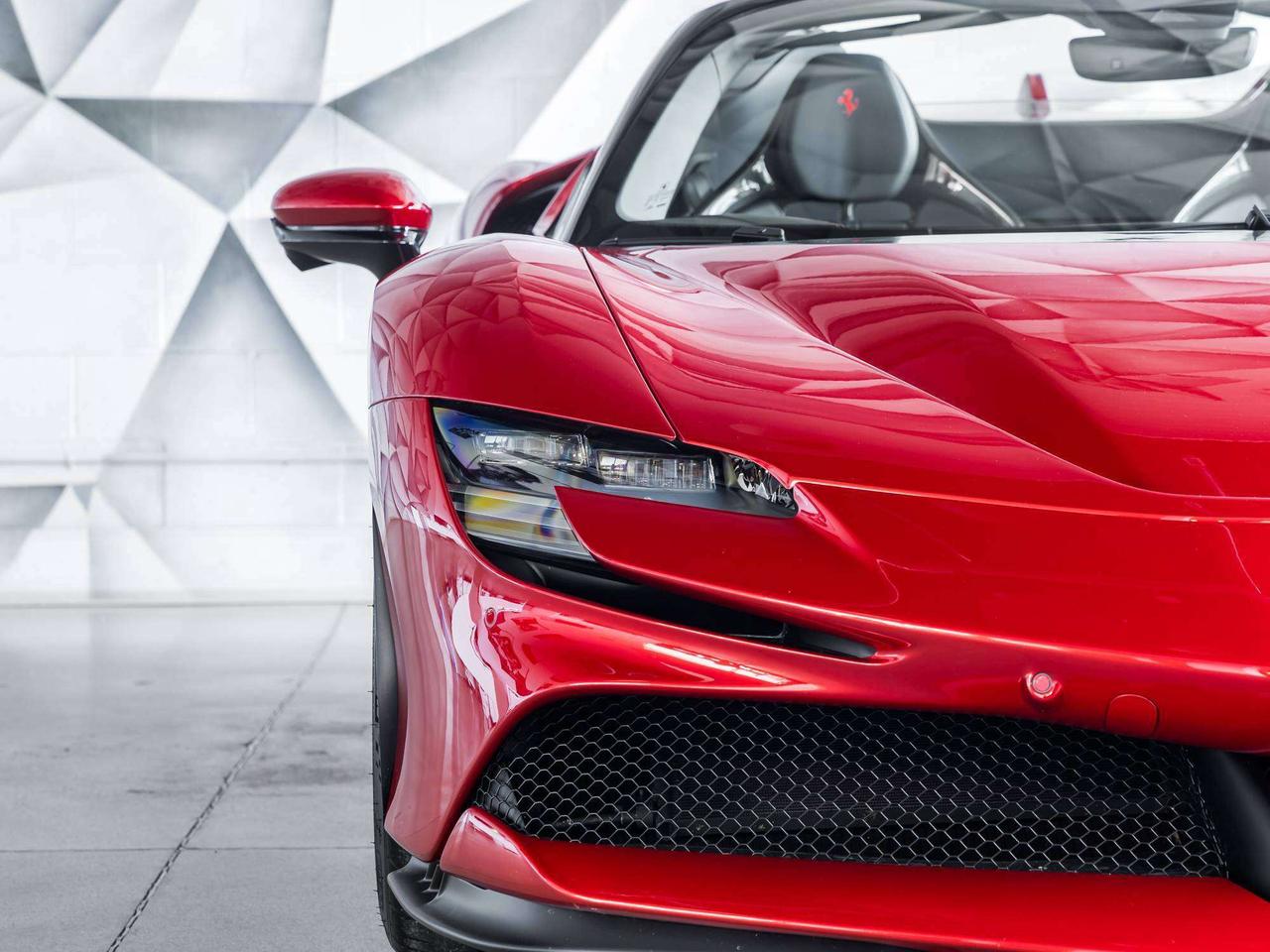 2024 Ferrari SF90 Spider  Photo