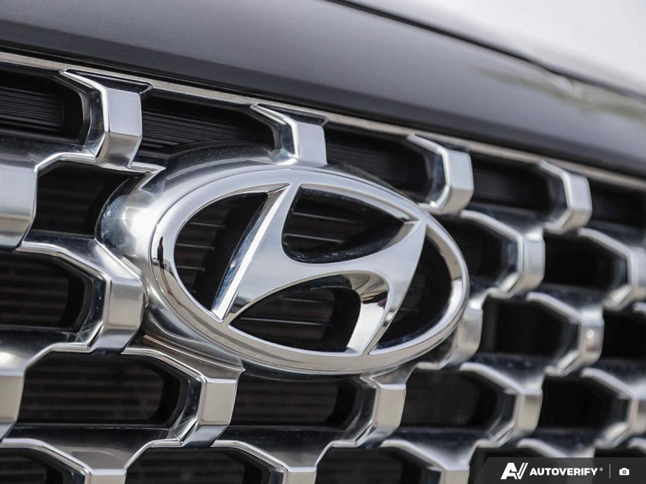 2023 Hyundai Santa Fe Preferred Photo