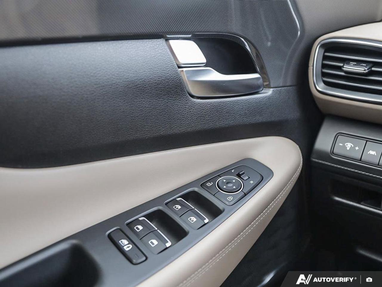 2023 Hyundai Santa Fe Preferred Photo