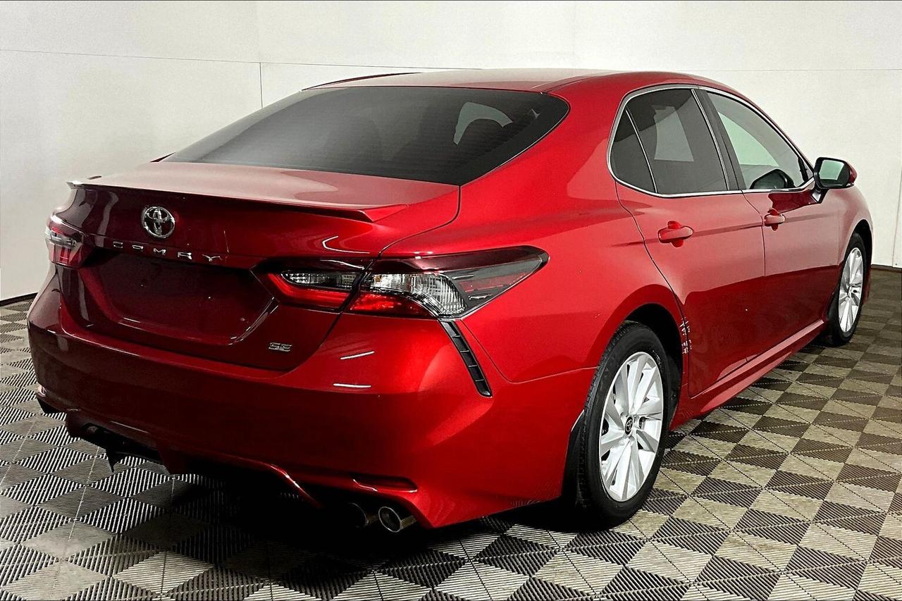 2023 Toyota Camry SE Auto Photo