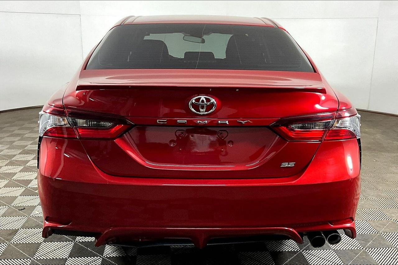 2023 Toyota Camry SE Auto Photo