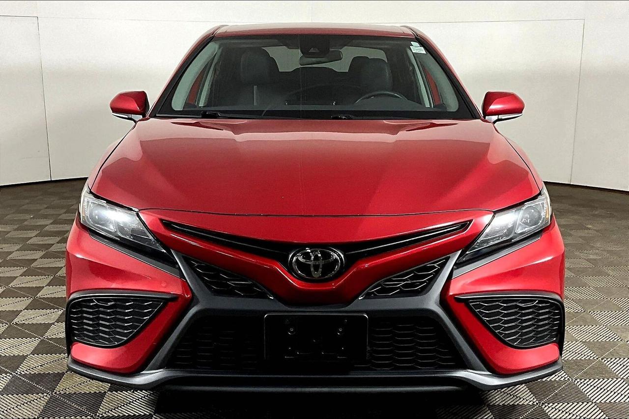 2023 Toyota Camry SE Auto Photo