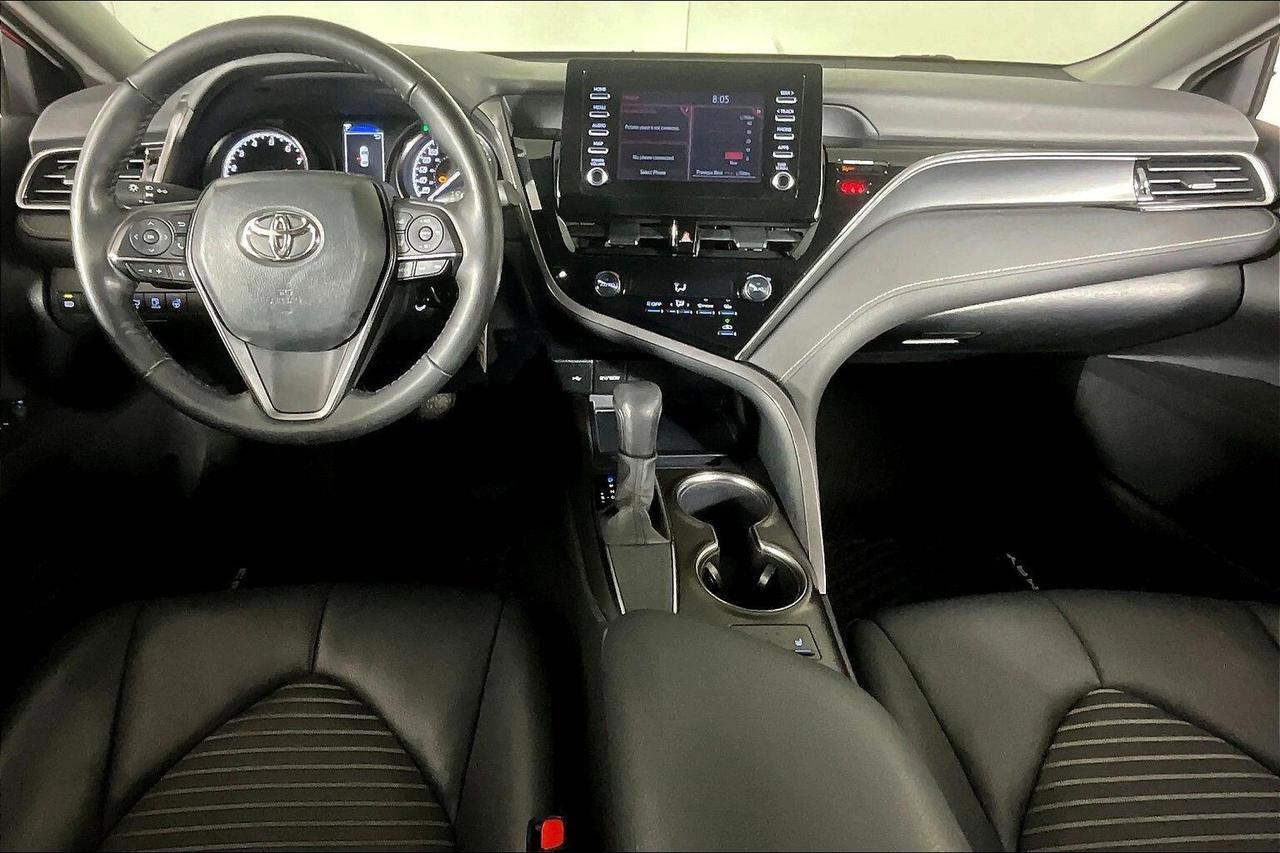2023 Toyota Camry SE Auto Photo