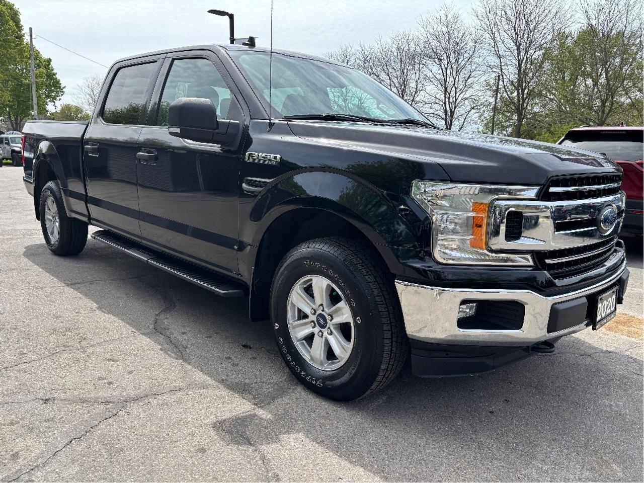 2020 Ford F-150 XLT 4WD NO ADMIN FEES! NO GAS FEES! NO ACCIDENTS Photo3