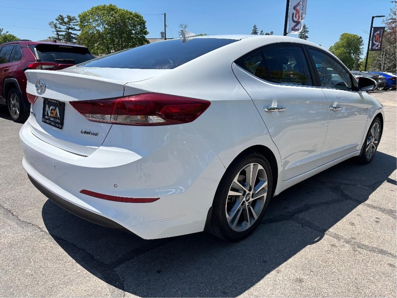 2017 Hyundai Elantra Limited LEATHER NAV ROOF HEATED STEERING Photo