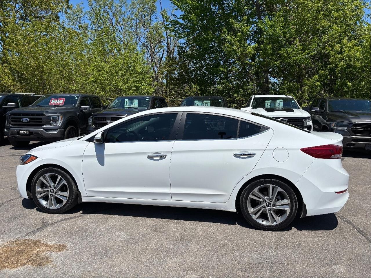 2017 Hyundai Elantra Limited LEATHER NAV ROOF HEATED STEERING Photo
