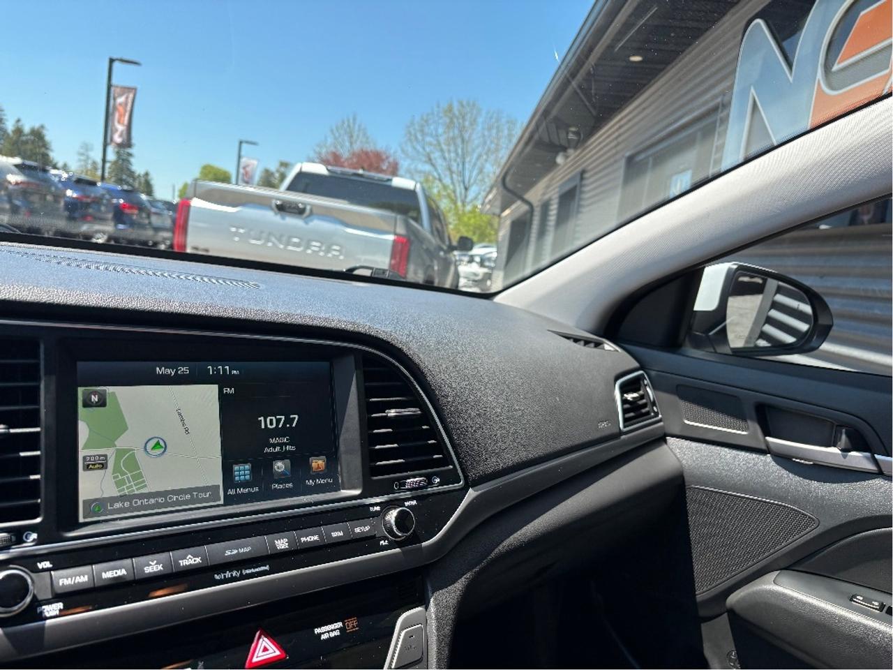 2017 Hyundai Elantra Limited LEATHER NAV ROOF HEATED STEERING Photo