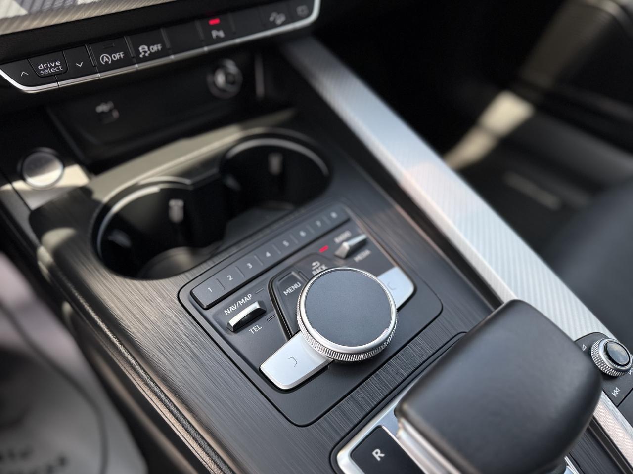 2019 Audi A4 allroad Technik quattro   LOW KMS! Photo