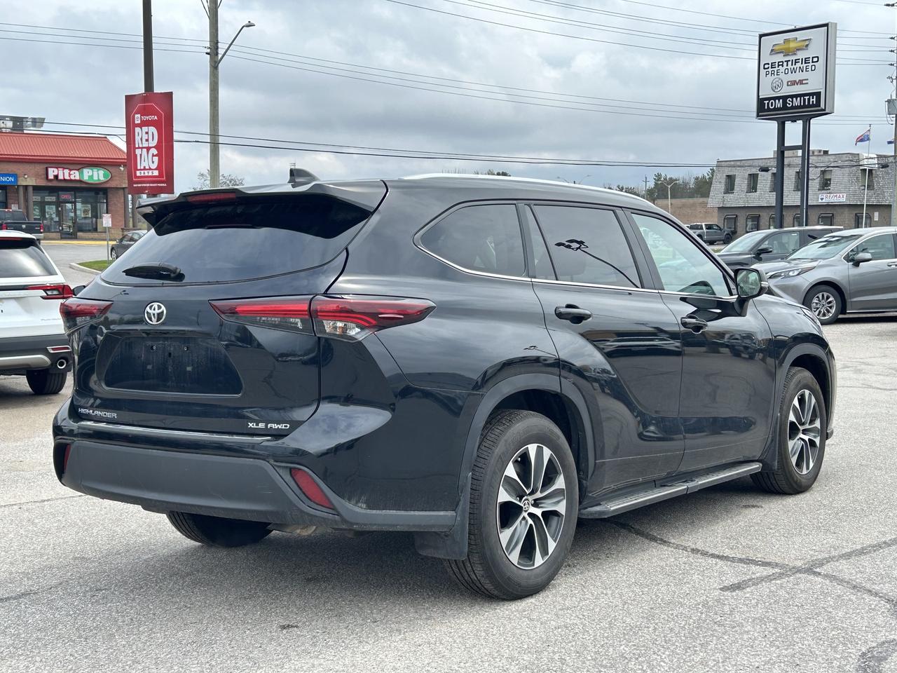 2024 Toyota Highlander XLE AWD Photo