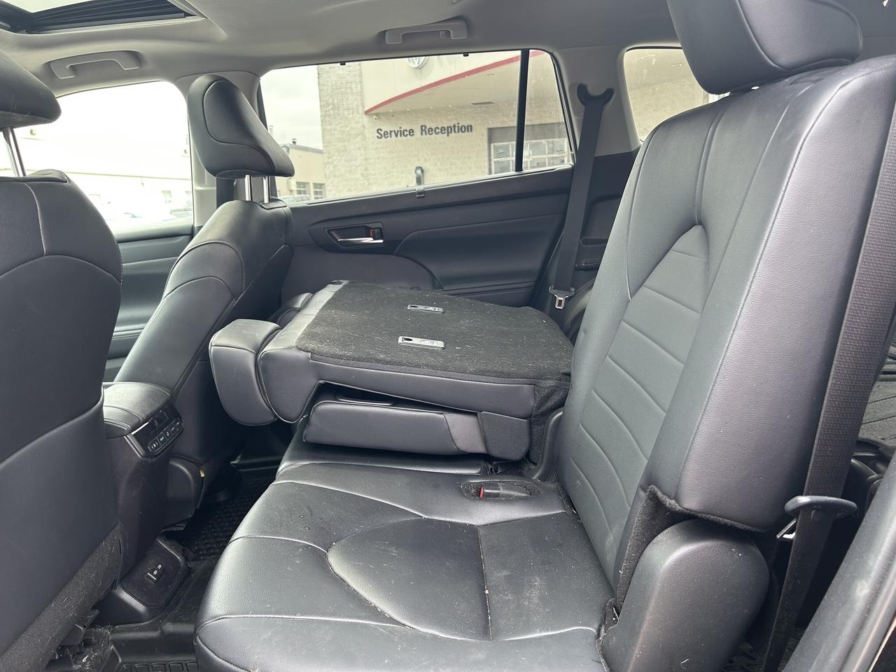 2024 Toyota Highlander XLE AWD Photo