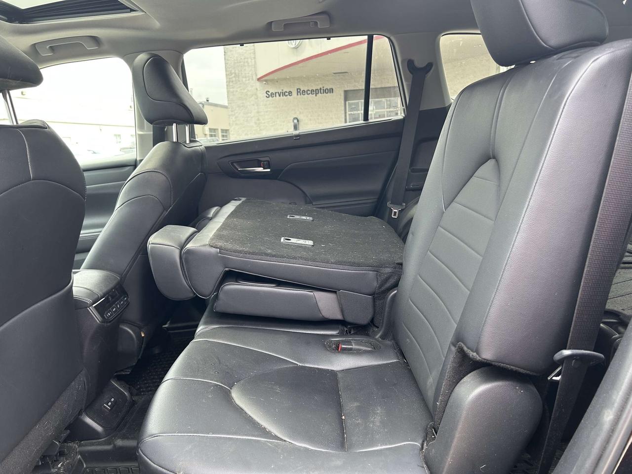 2024 Toyota Highlander XLE AWD Photo
