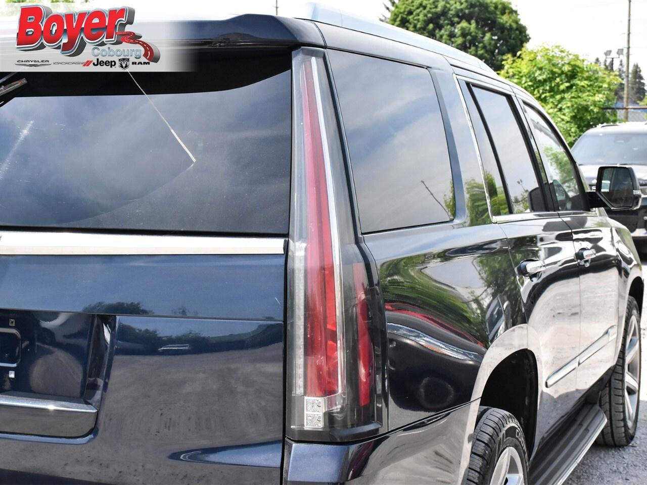 2017 Cadillac Escalade 4WD 4dr Luxury Photo