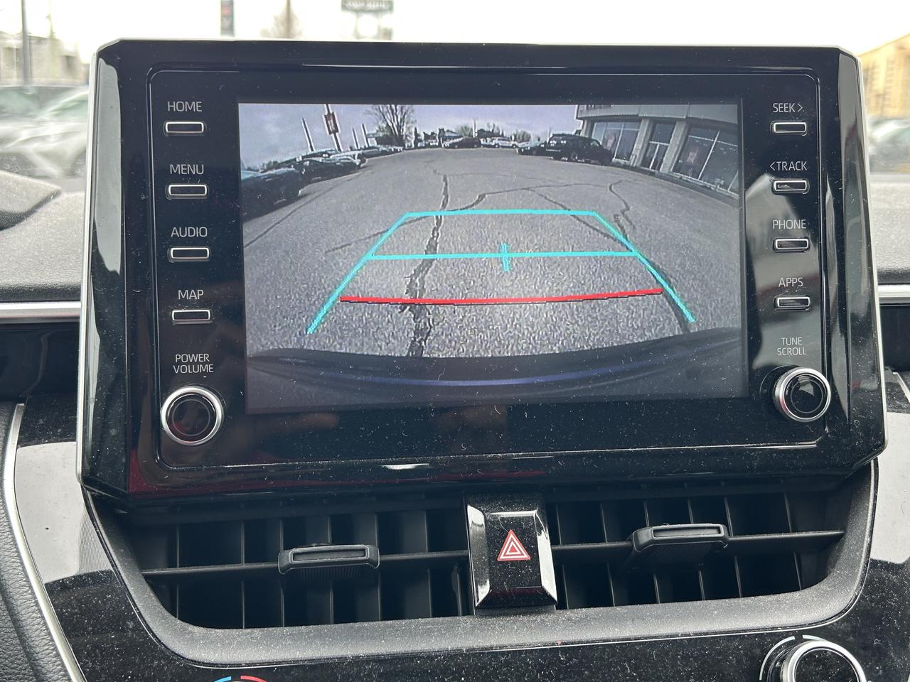 2020 Toyota Corolla LE   LOW KM   ONE OWNER Photo