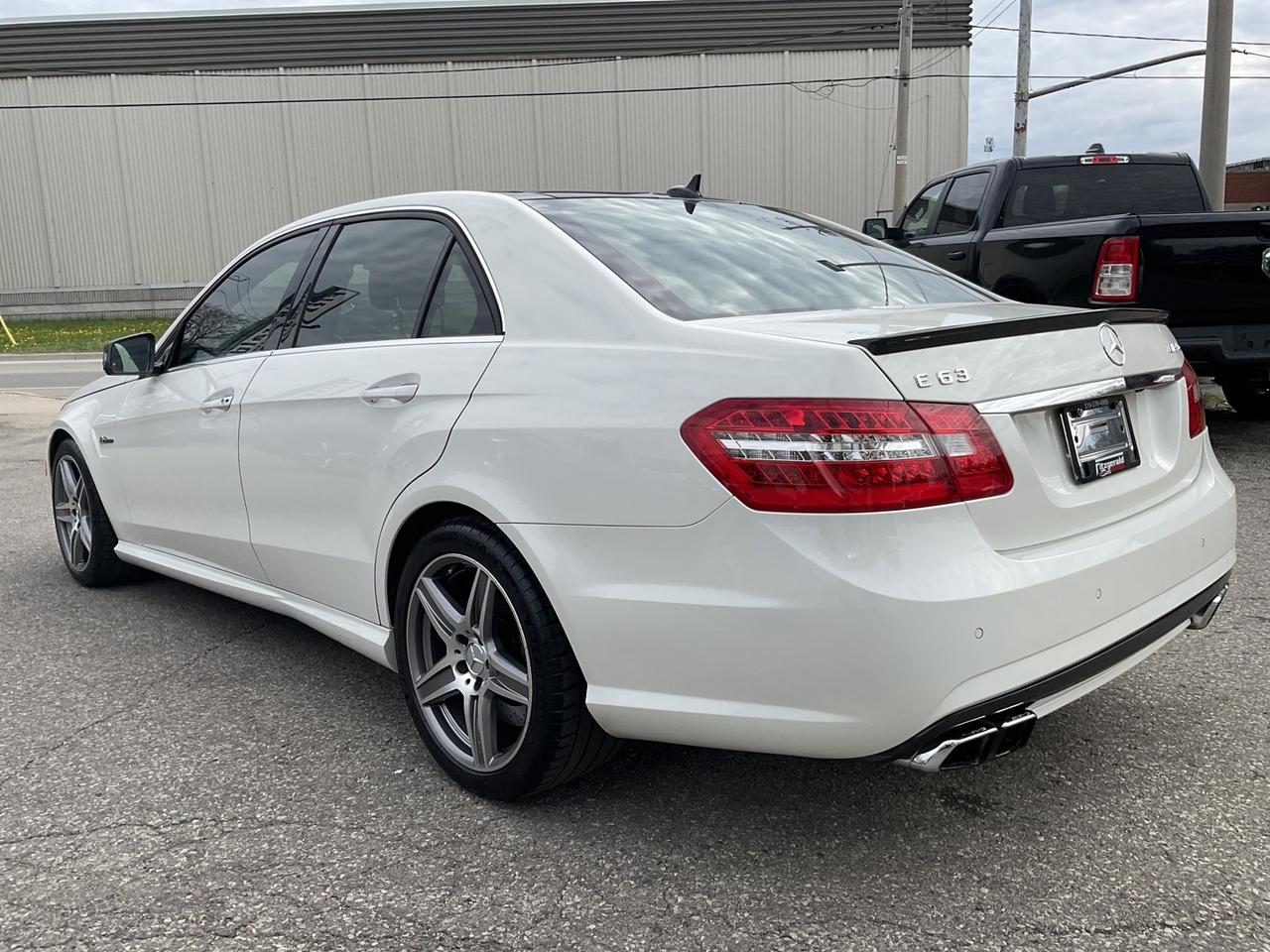2010 Mercedes-Benz E-Class E63 AMG Sedan - LTHR! NAV! BACK-UP CAM! BSM! DUAL Photo
