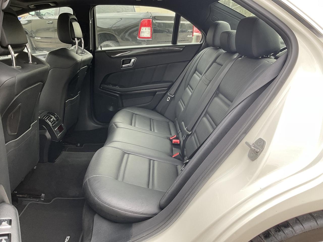 2010 Mercedes-Benz E-Class E63 AMG Sedan - LTHR! NAV! BACK-UP CAM! BSM! DUAL Photo