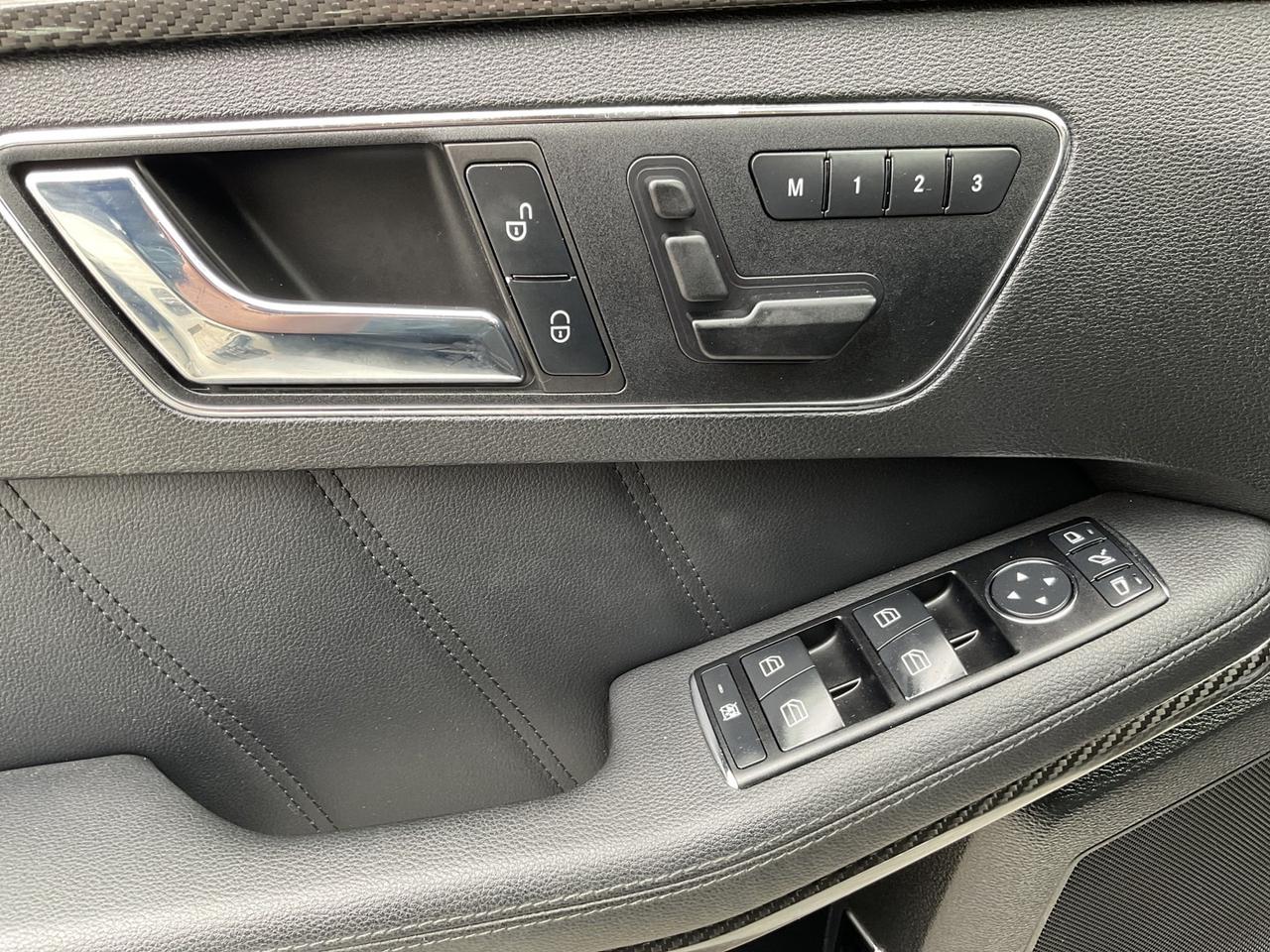2010 Mercedes-Benz E-Class E63 AMG Sedan - LTHR! NAV! BACK-UP CAM! BSM! DUAL Photo