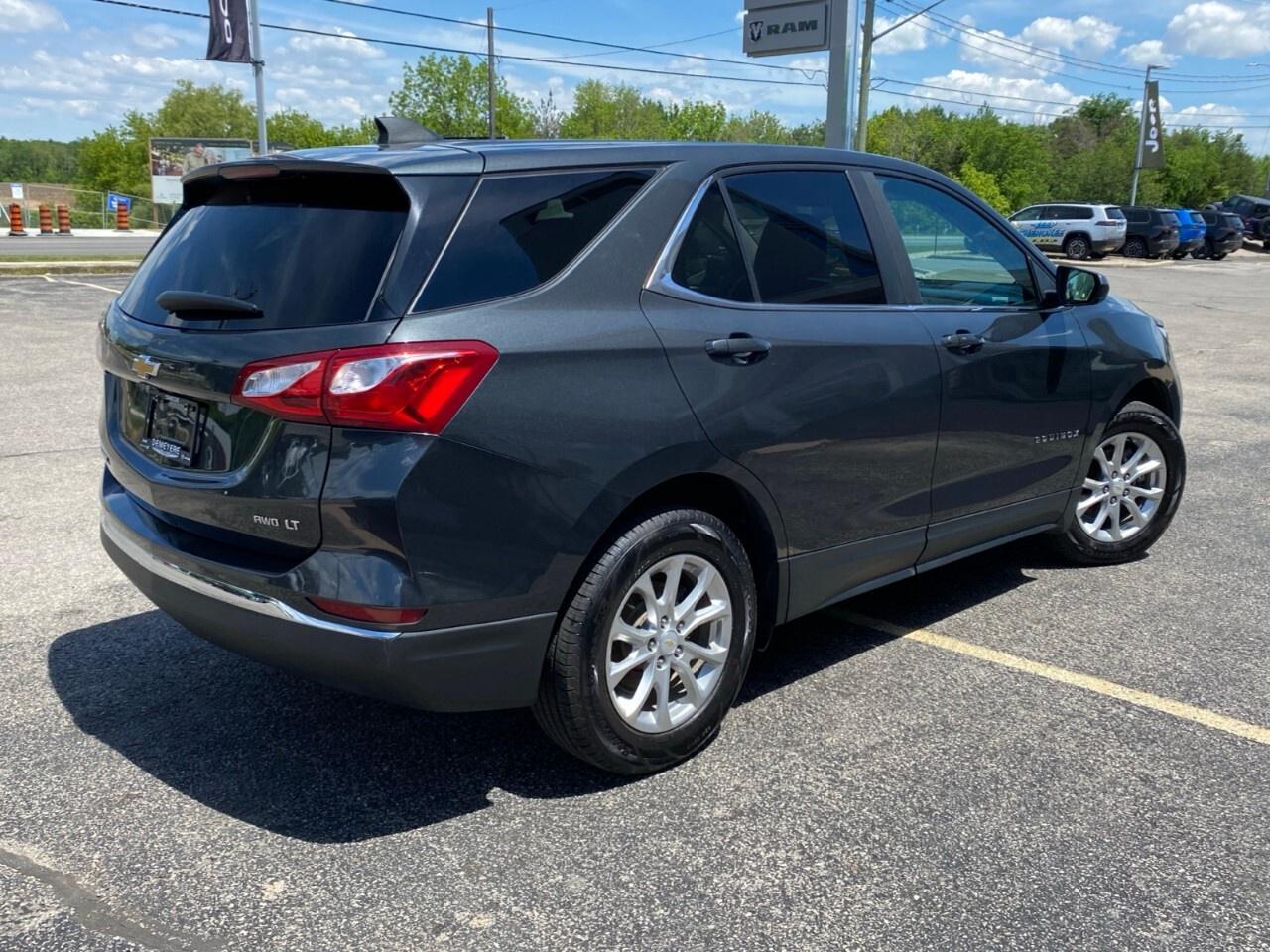 2021 Chevrolet Equinox AWD LT Photo