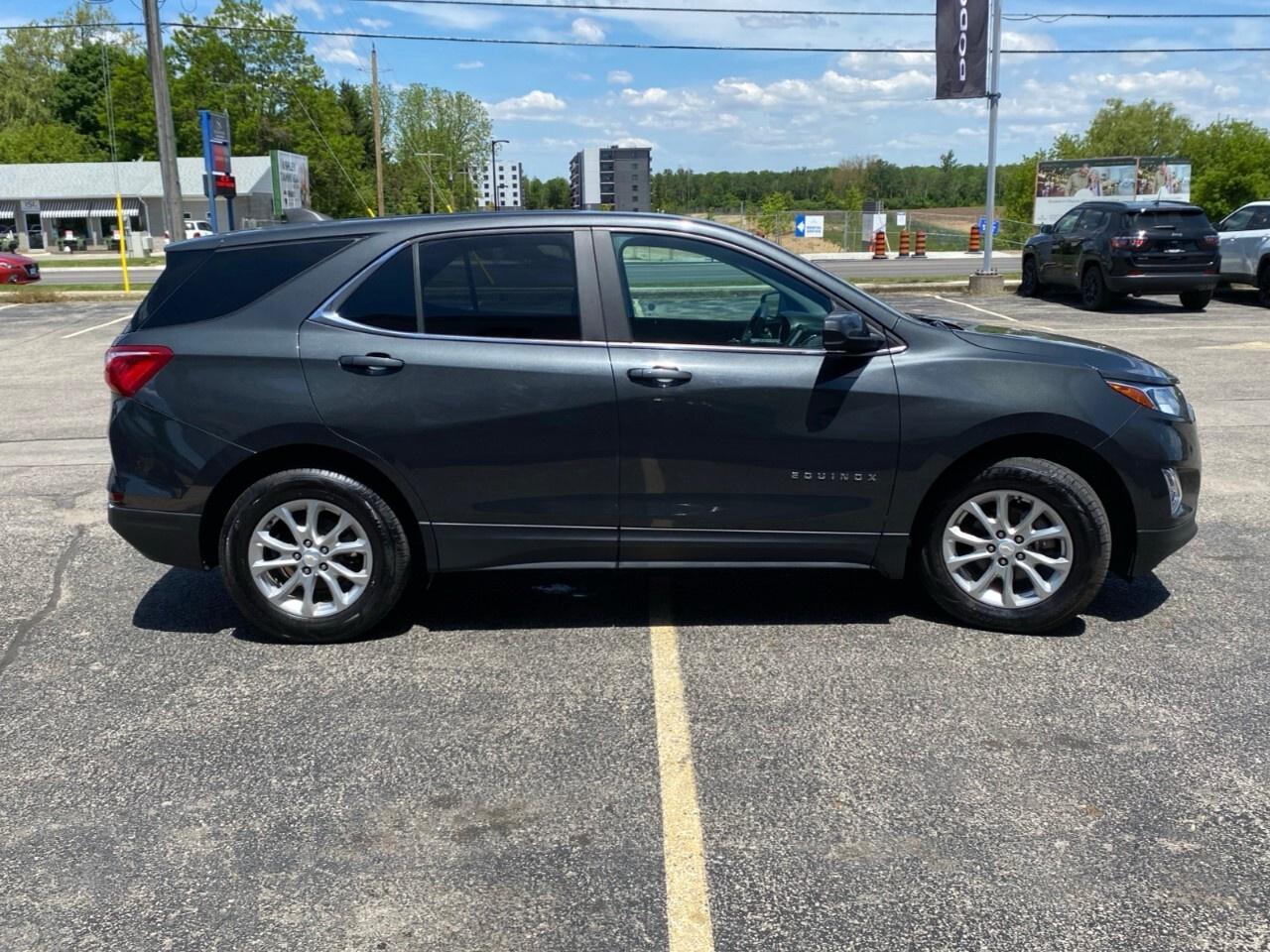 2021 Chevrolet Equinox AWD LT Photo