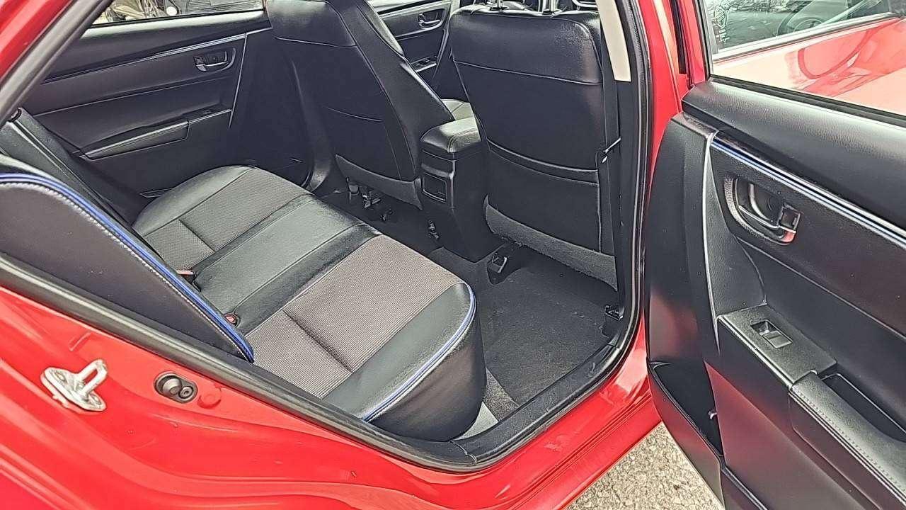 2018 Toyota Corolla SE Photo