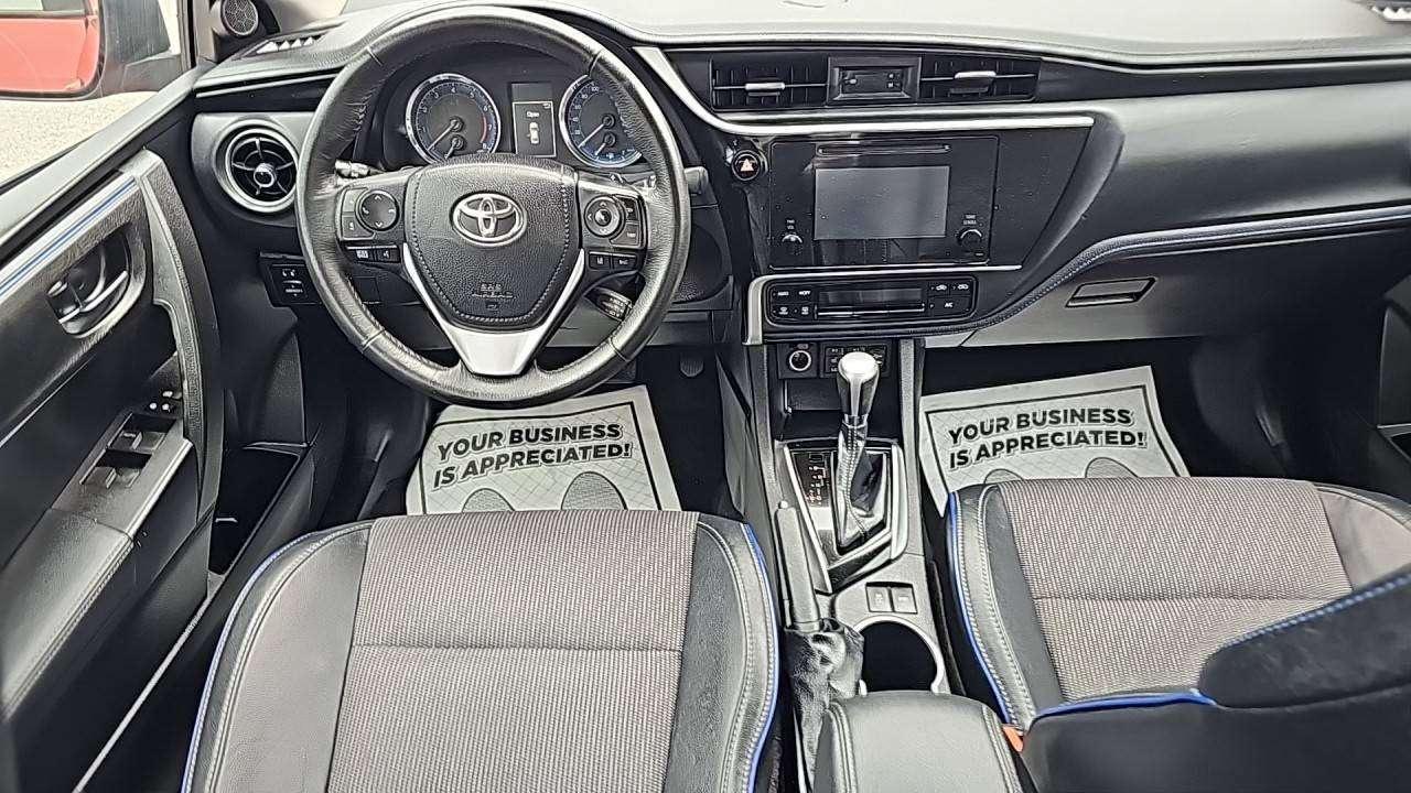 2018 Toyota Corolla SE Photo