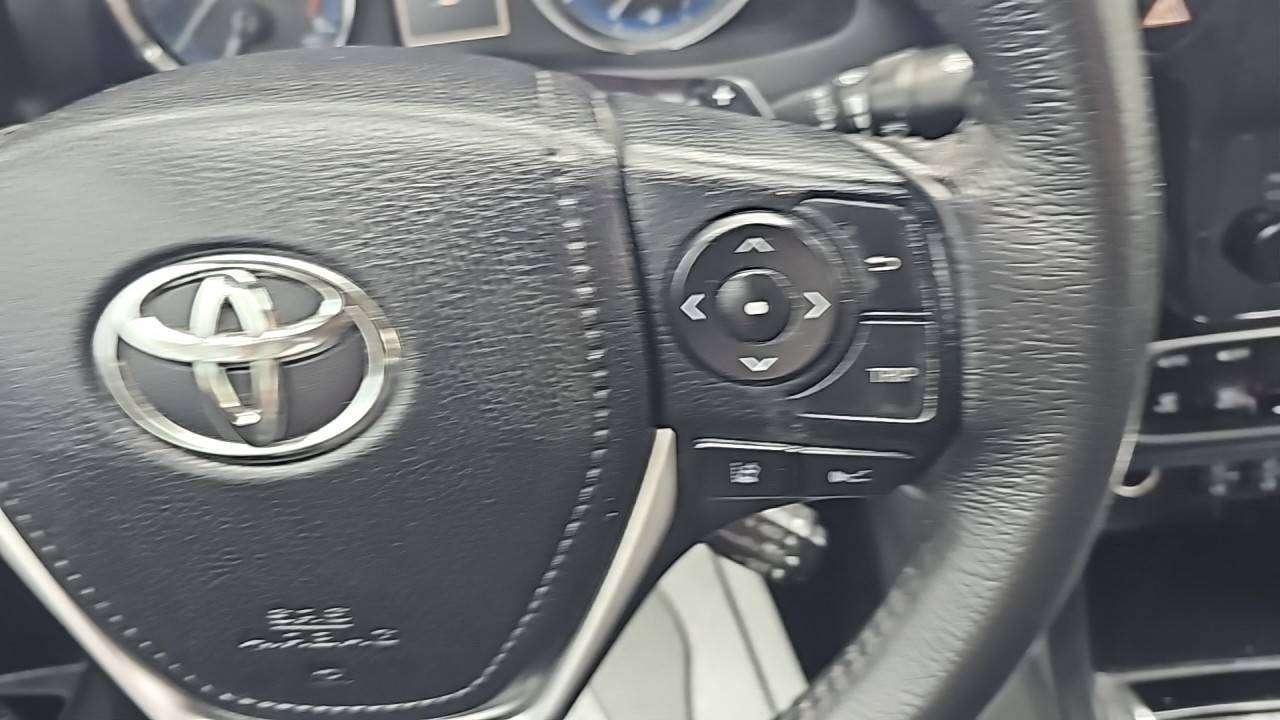 2018 Toyota Corolla SE Photo