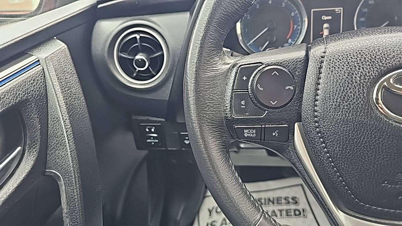 2018 Toyota Corolla SE Photo